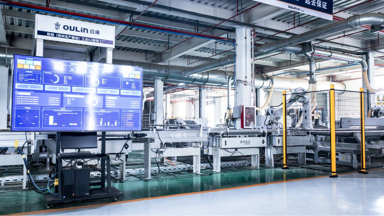 Excitech поможет вам в будущем мебельного производства.